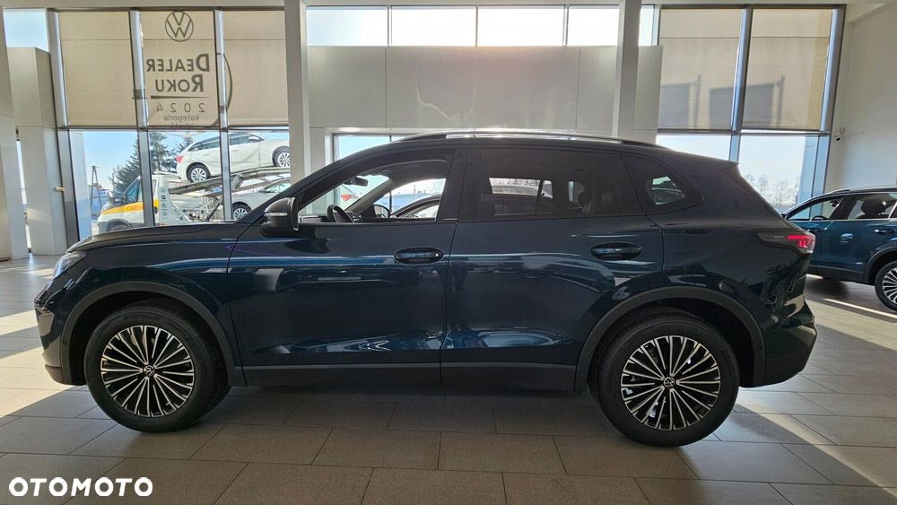 Volkswagen Tiguan - 9