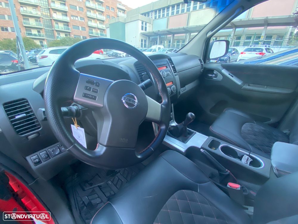 Nissan Navara 2.5 dCi CD LE Hi-Tech +P.Premium 4WD - 20