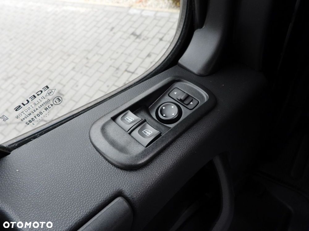 Renault MASTER PLANDEKA 10 PALET WEBASTO TEMPOMAT PNEUMATYKA KLIMATYZACJA  165KM - 32