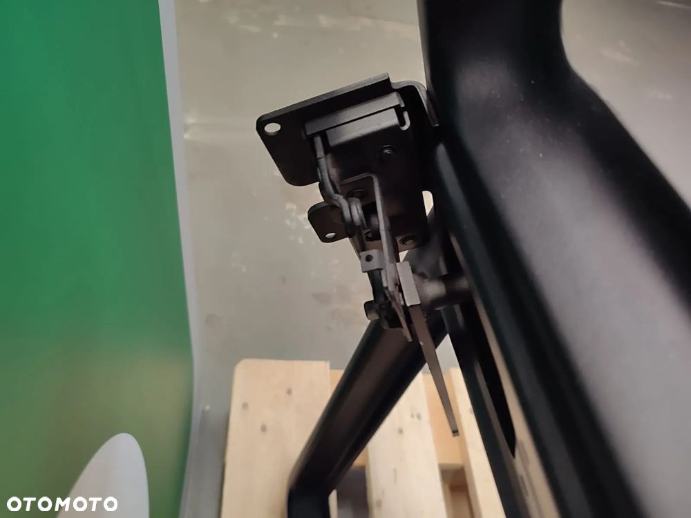 Drzwi Case 580 SLE - 6