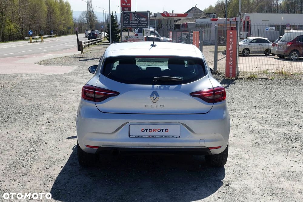 Renault Clio - 6
