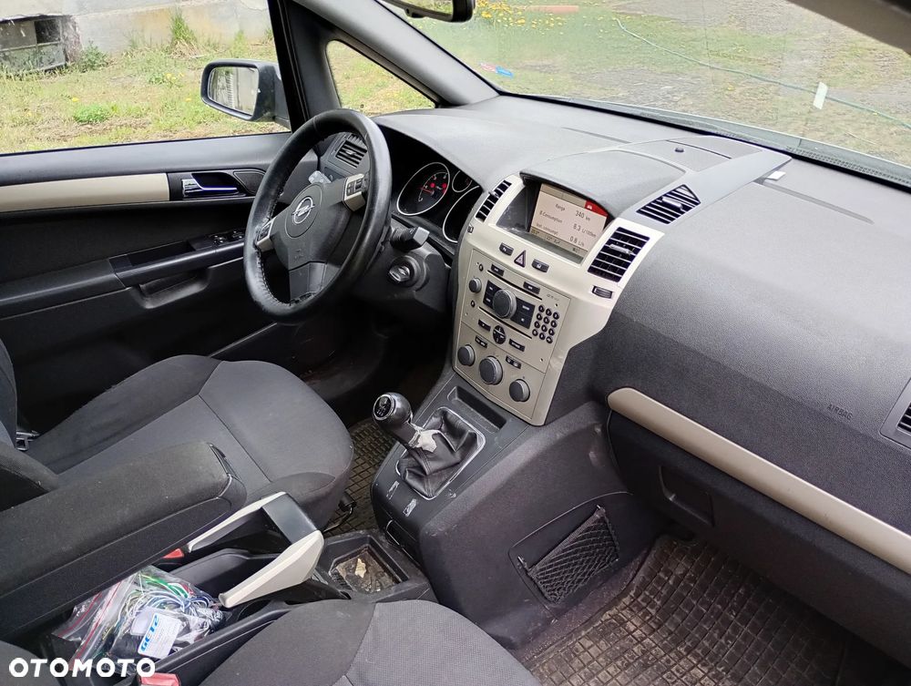Opel Zafira 1.7 CDTI Enjoy - 10