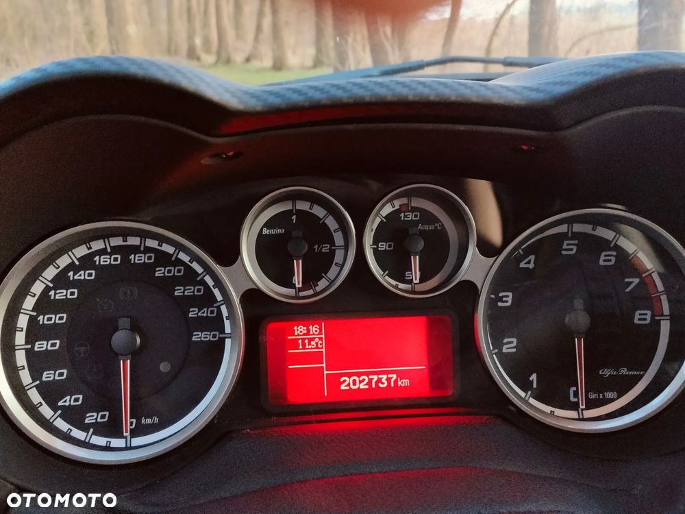 Alfa Romeo Mito - 5