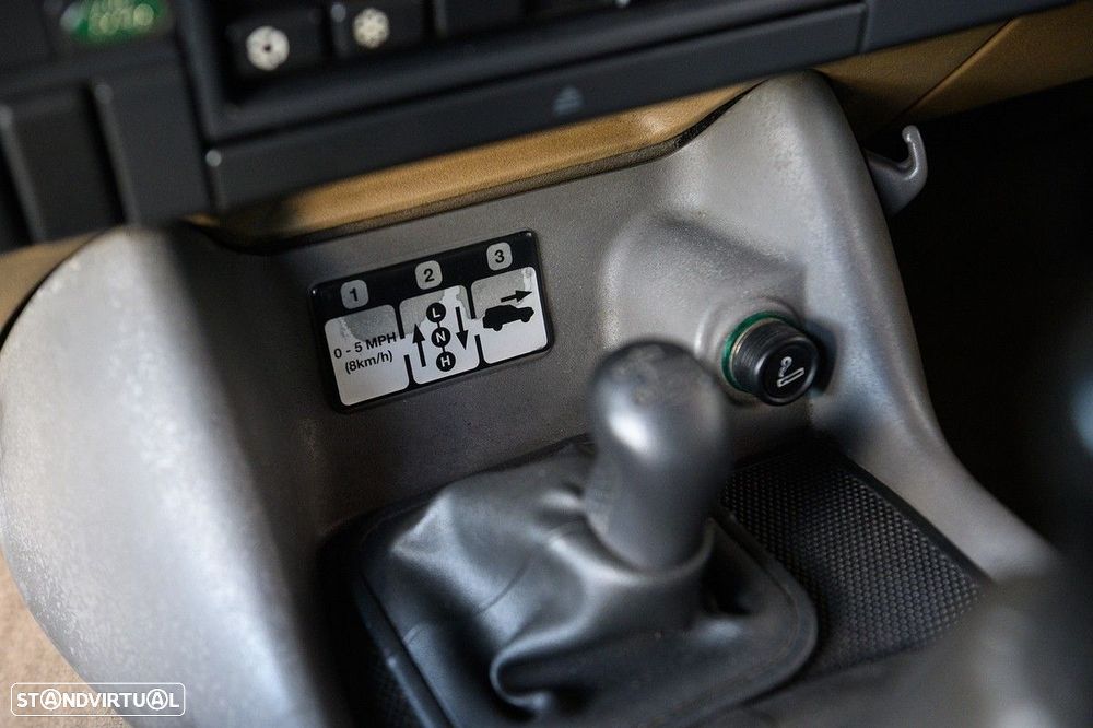 Land Rover Discovery 2.5 TDi - 29