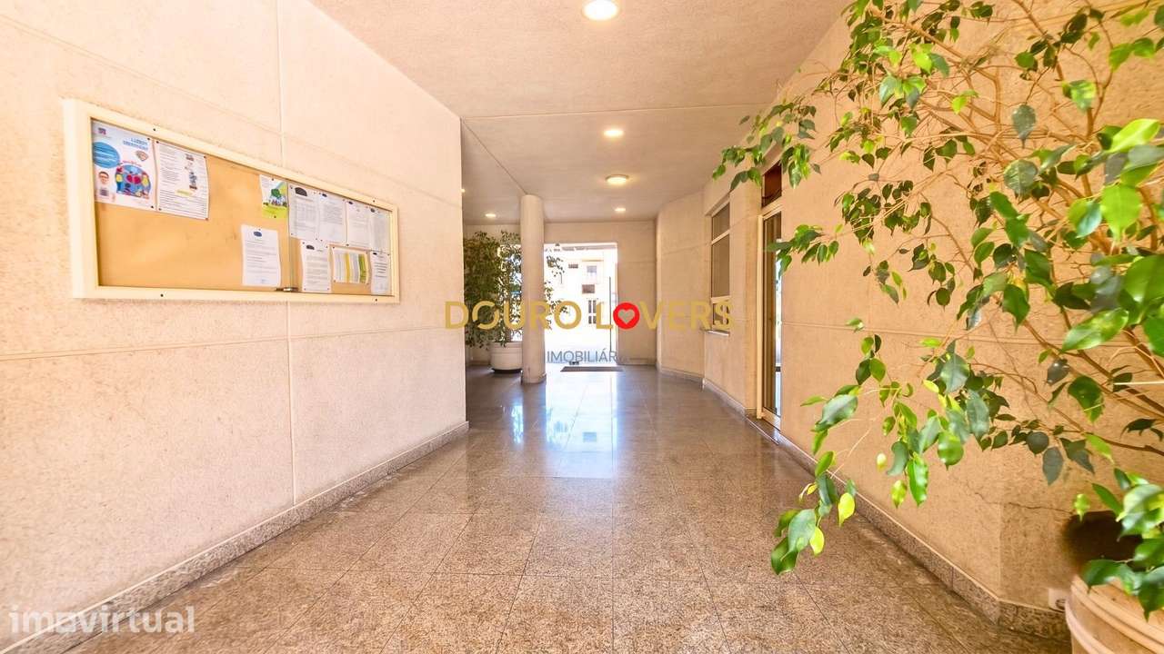 Apartamento T1+1 com terraço no Vyla Penedo - Grande imagem: 4/29