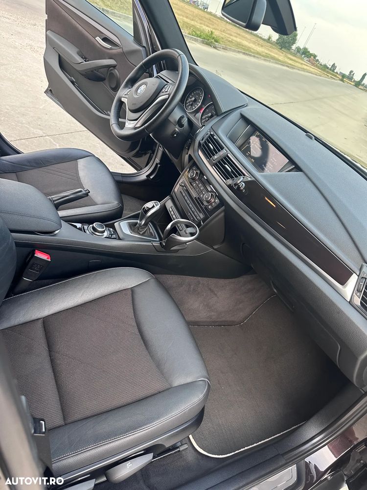 BMW X1 - 11