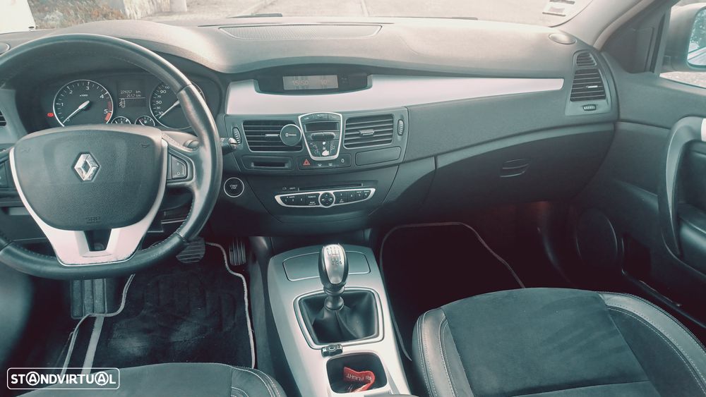 Renault Laguna Break 2.0 dCi Dynamique S - 7