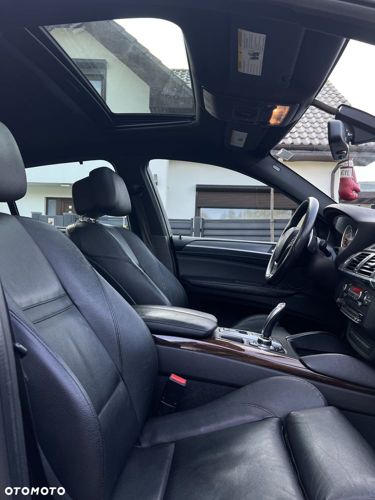 BMW X6 xDrive35i M Sport Edition - 7