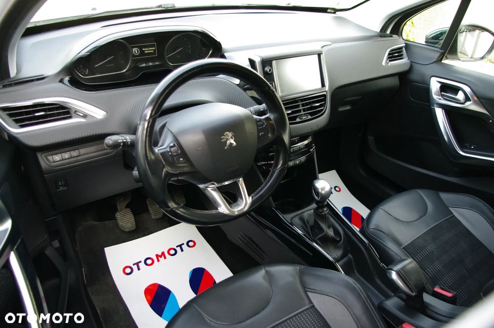 Peugeot 2008 BlueHDi FAP 120 STOP & START Allure - 4