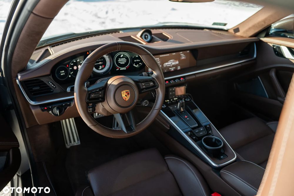 Porsche 911 Turbo S - 23