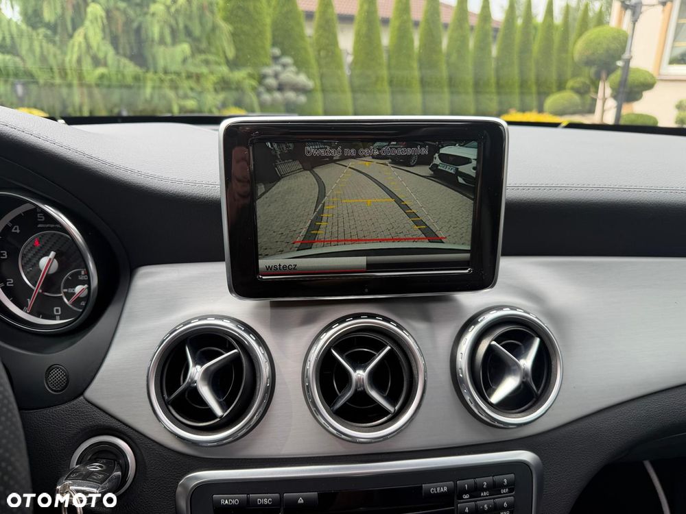 Mercedes-Benz GLA 45 AMG 4Matic 7G-DCT - 8