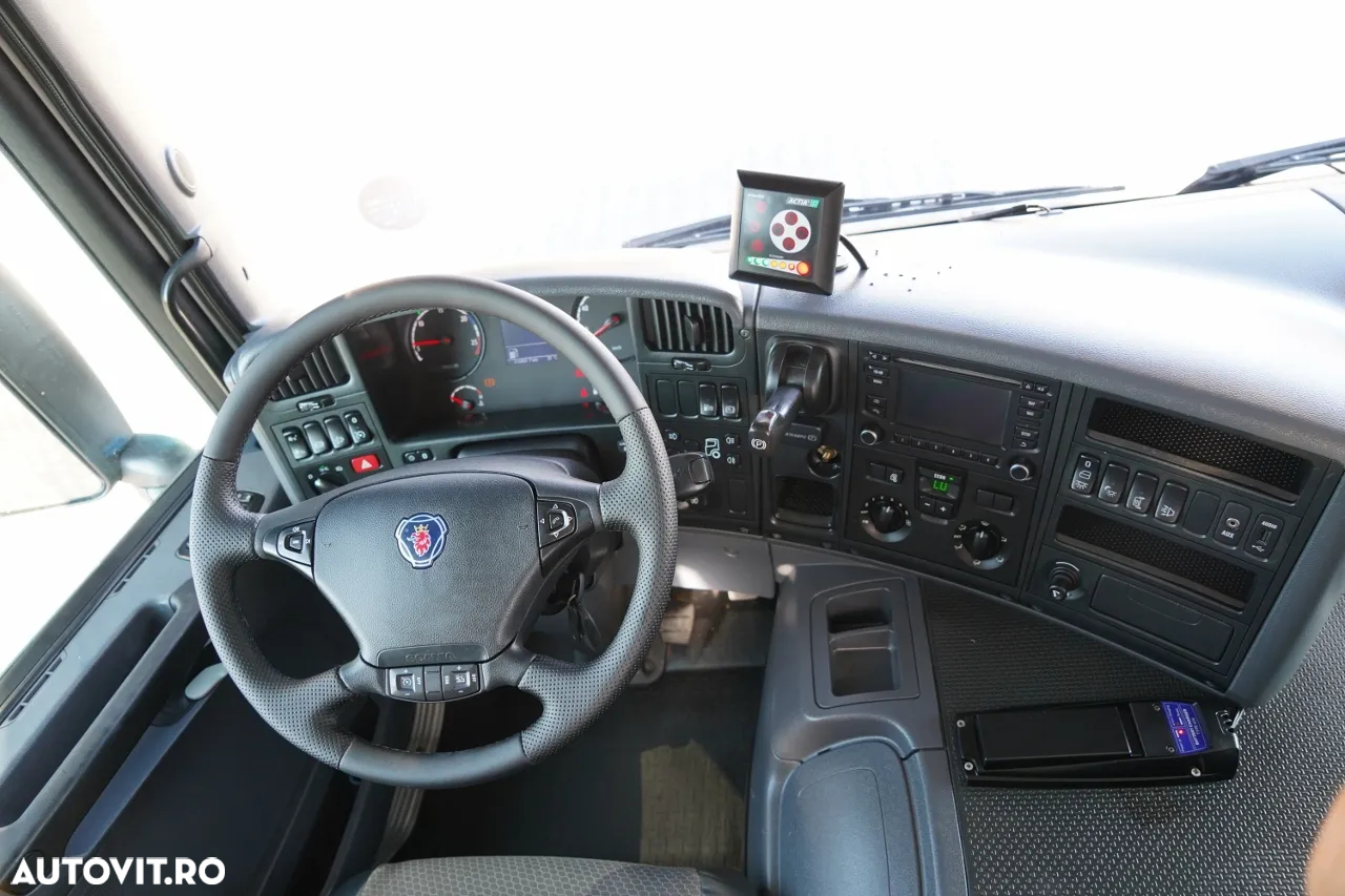 Scania P 280 / 4X2 / CILINDRU BASCUNĂ / + HMF 635 HDS / CAPACITATE DE RIDICARE 1.500 KG / EXTENSIE MAXIMĂ 7 M / RADIOCOMANDĂ / EURO 6 - 32