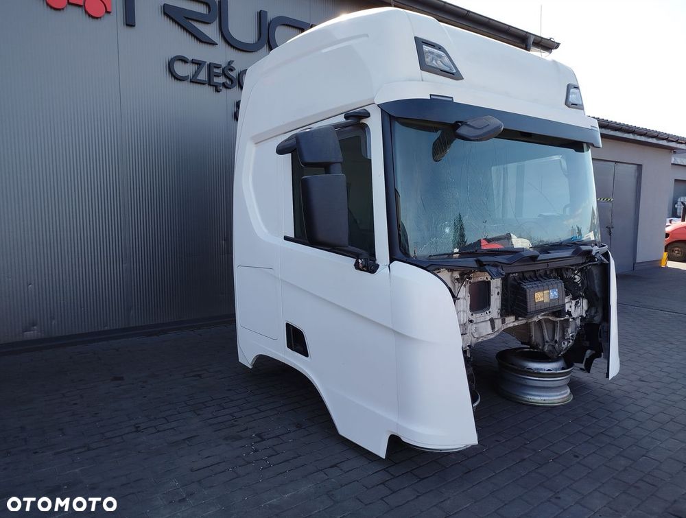 KABINA SCANIA R NTG - 2