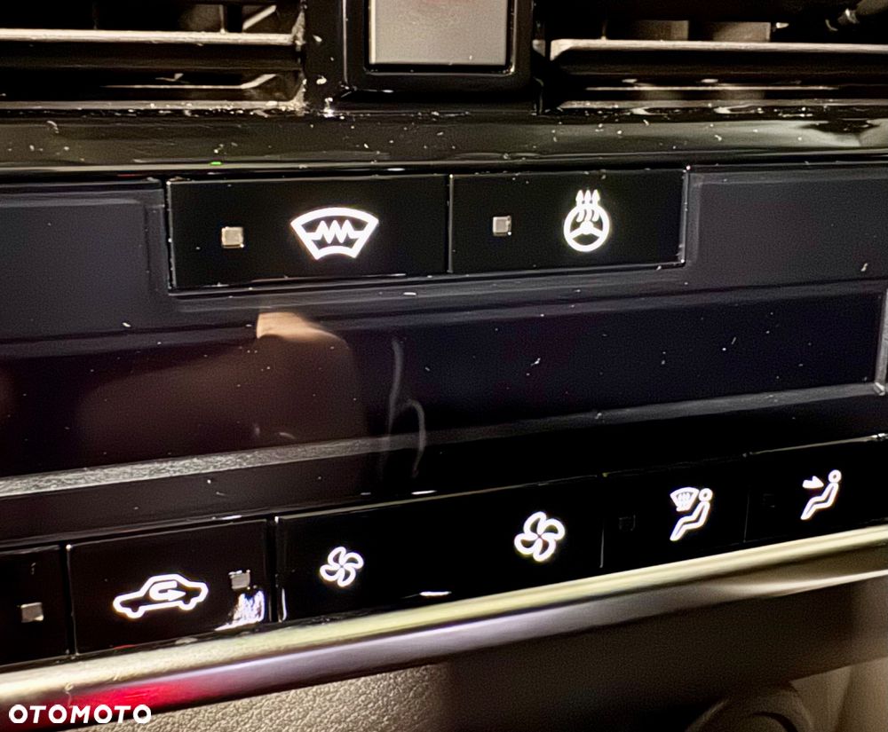 Nissan Qashqai 1.3 DIG-T N-Connecta DCT - 21