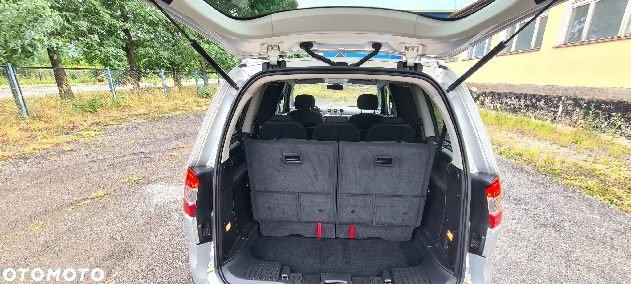 Ford Galaxy 2.0 TDCi Titanium - 15