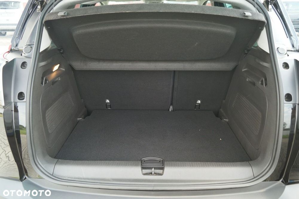 Opel Crossland - 15