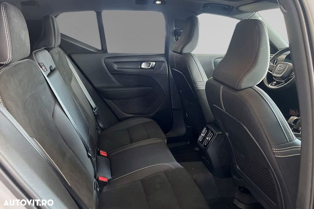 Volvo XC 40 Recharge 69 kWh Single Motor RWD Plus - 24