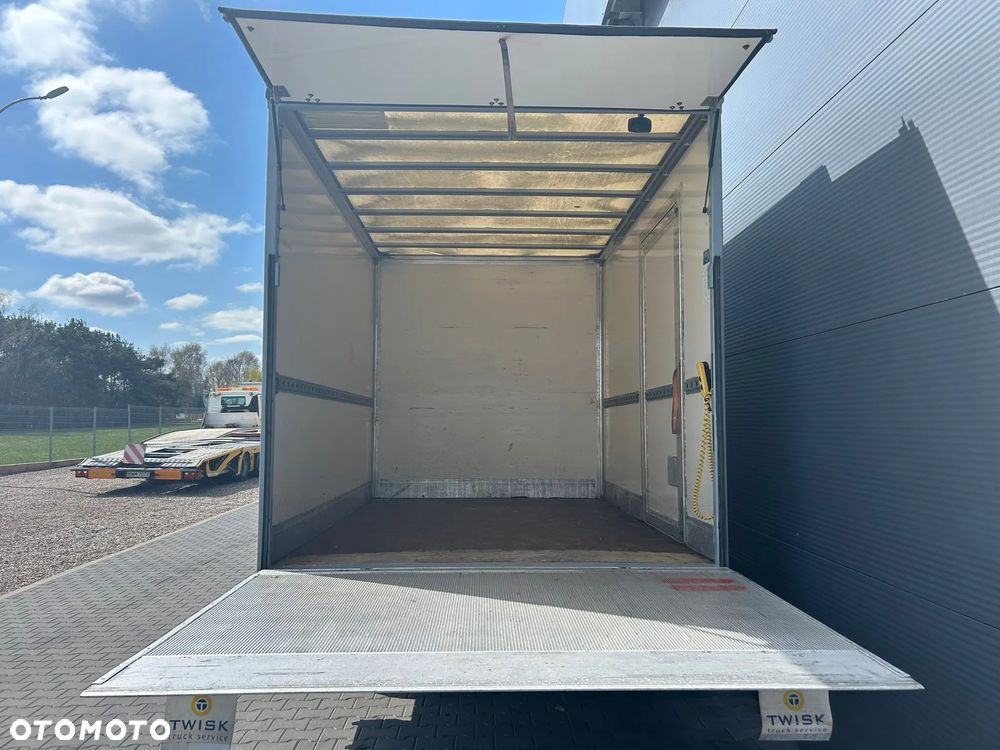 Iveco Daily 35C15 3.0 HPI DOKA Kontener + winda + drzwi boczne **Brygadówka**BLIŹNIAKI**Sprowadzony** - 9