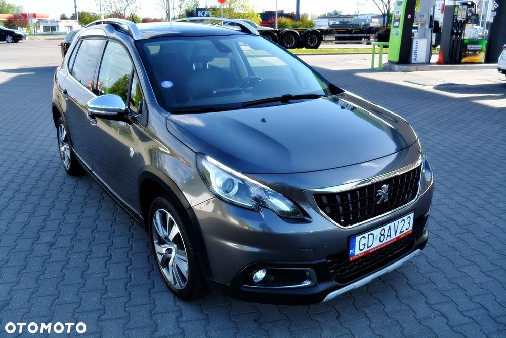 Peugeot 2008 PureTech 110 Stop&Start EAT6 Crossway - 3