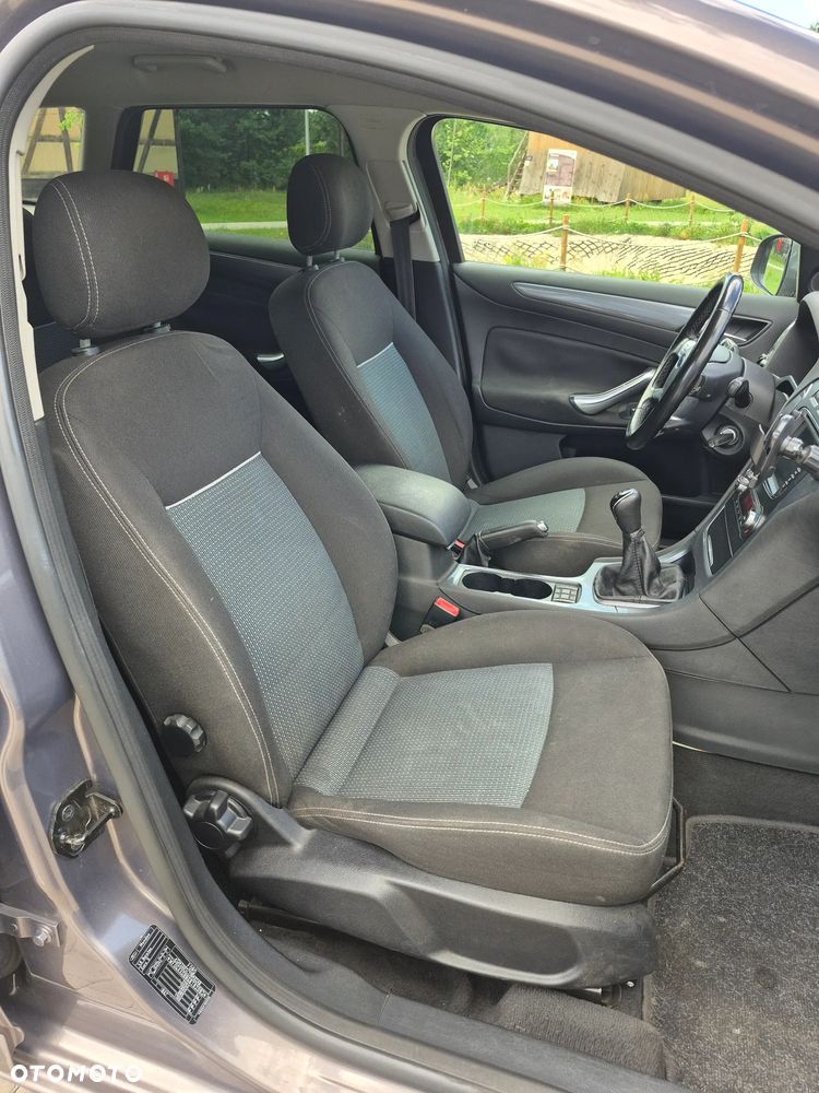 Ford Mondeo 1.6 Ti-VCT Trend - 29