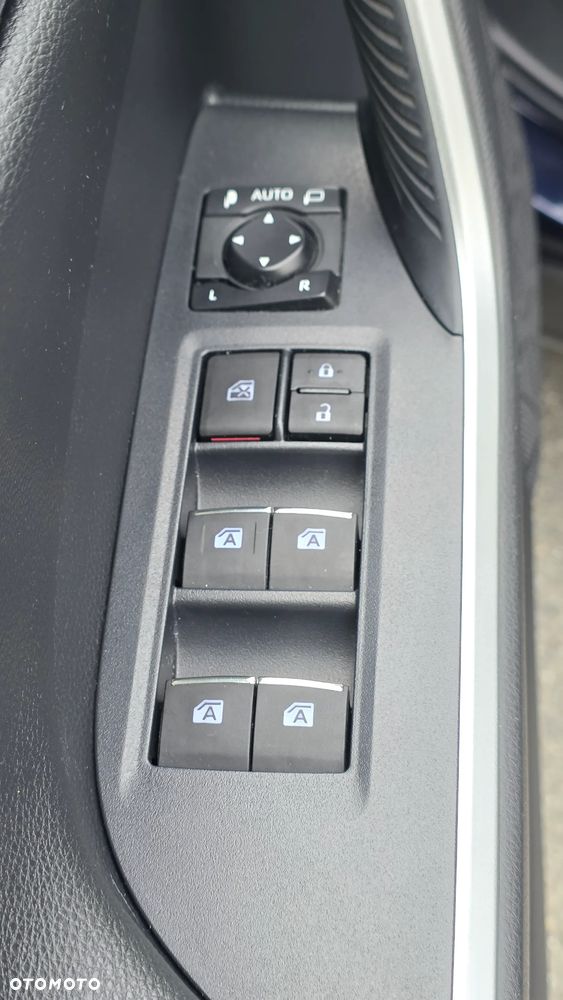 Toyota RAV4 - 13
