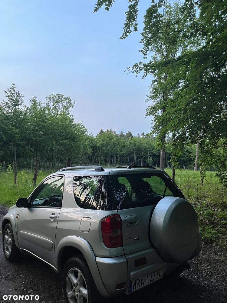 Toyota RAV4 - 26