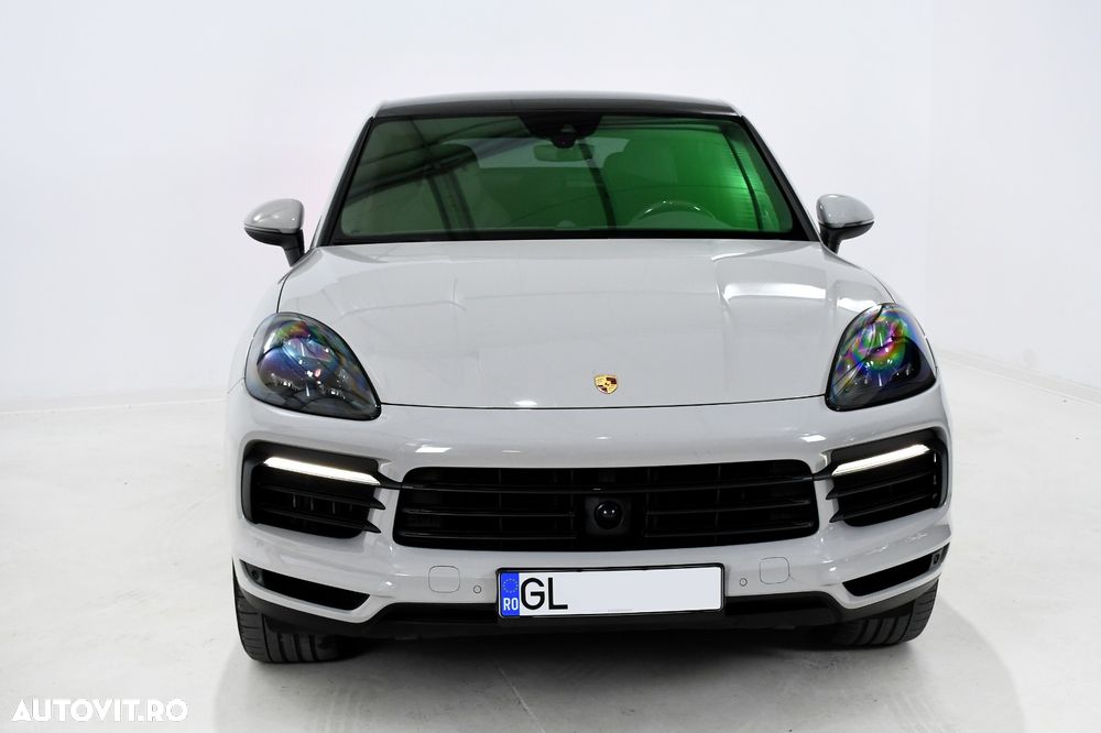 Porsche Cayenne Coupe Standard - 2