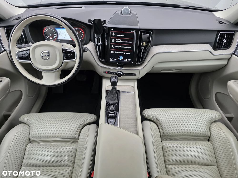 Volvo XC 60 D5 AWD Inscription - 31