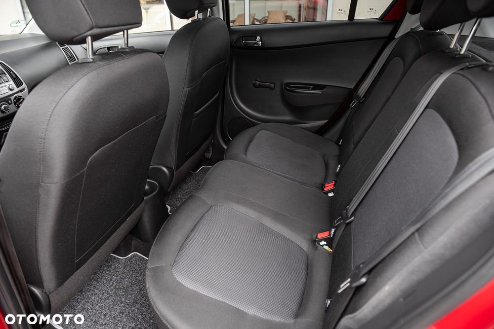 Hyundai i20 - 22