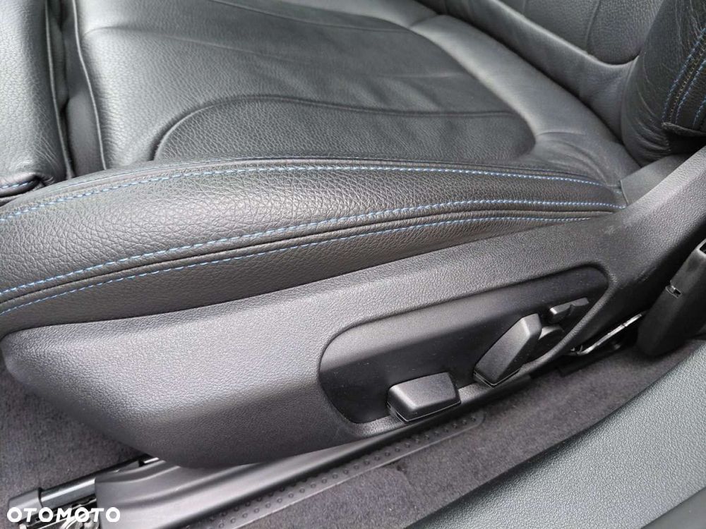BMW Seria 1 - 16