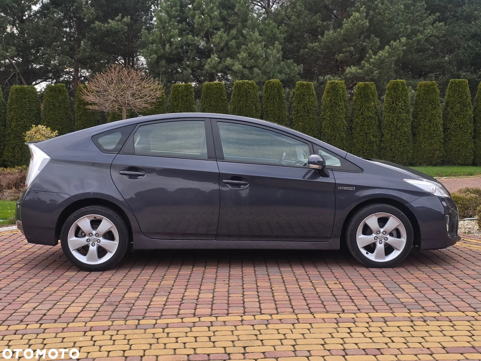 Toyota Prius 1.8 HSD Prestige - 8
