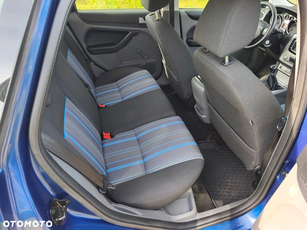 Ford Focus 1.6 TDCi Ambiente - 18