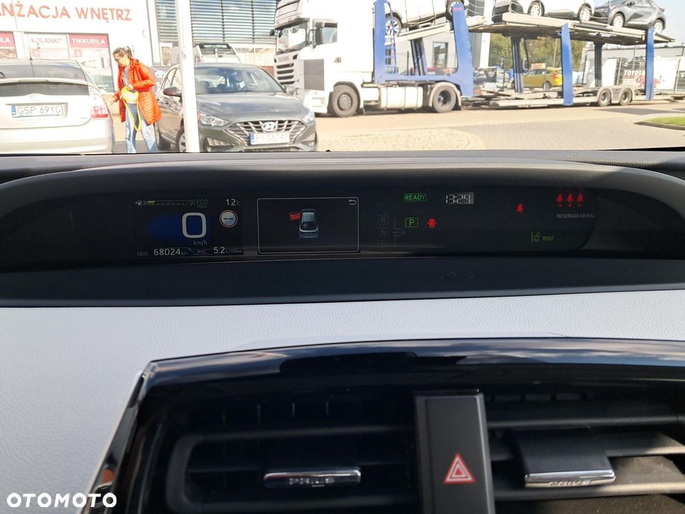 Toyota Prius 1.8 Hybrid Comfort - 26