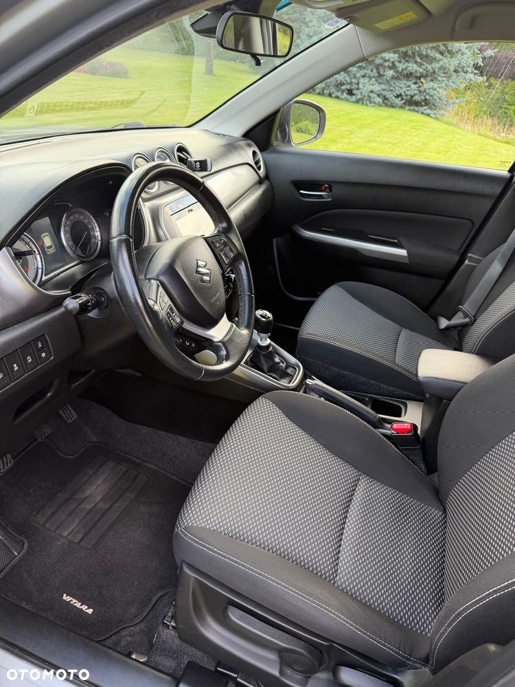 Suzuki Vitara 1.4 Boosterjet Hybrid Comfort - 18