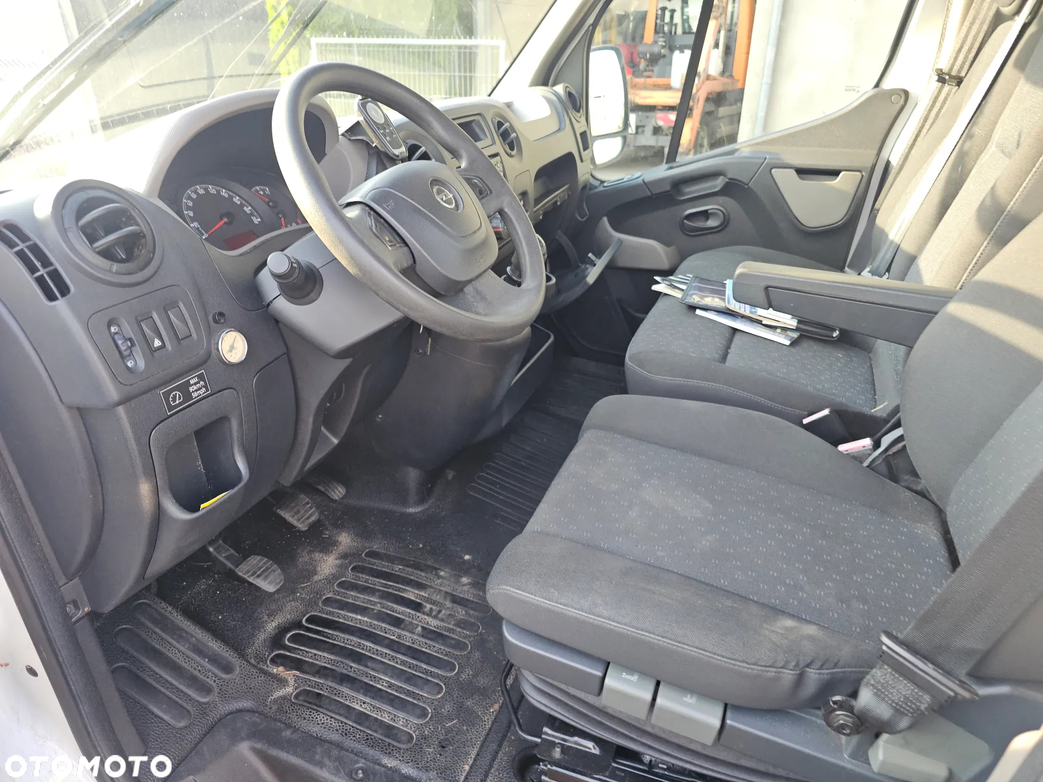 Opel Movano - 16