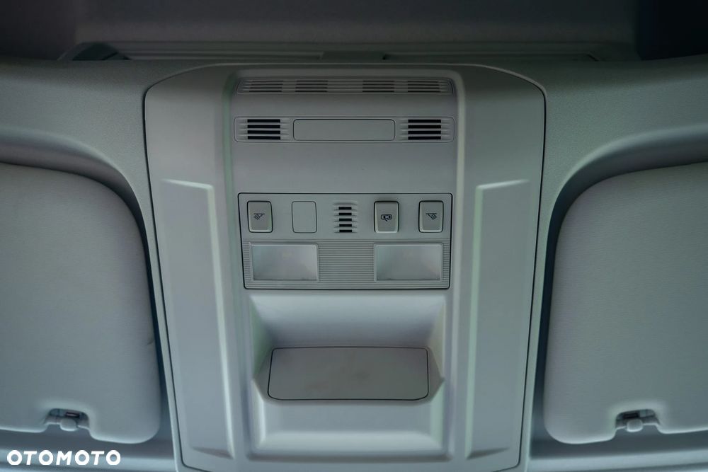 Volkswagen CRAFTER - 9