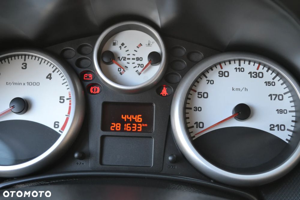 Peugeot 207 110 HDi FAP (Blue Lion) Premium - 26