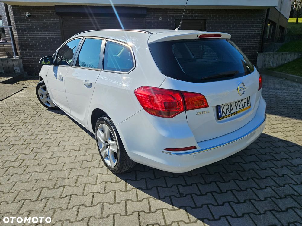 Opel Astra 1.6 ENERGY - 24