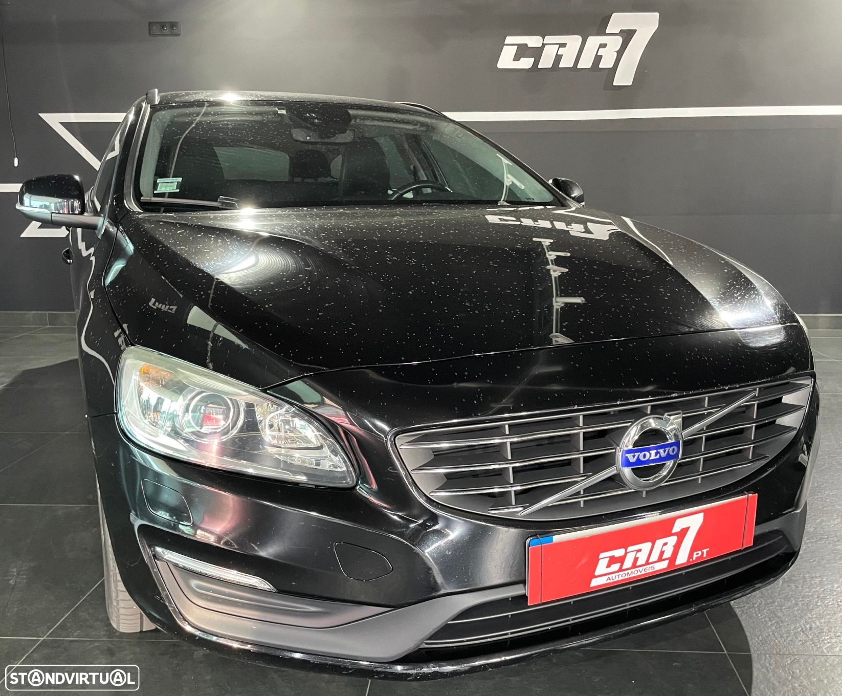 Volvo V60 2.4 D6 Momentum AWD Phev - 1