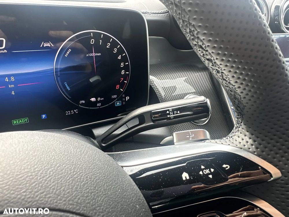 Mercedes-Benz GLC 300 e 4Matic 9G-TRONIC AMG Line Advanced - 13