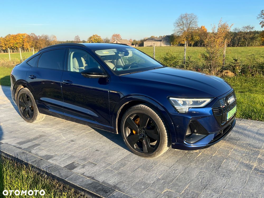 Audi Q8 Sportback e-tron 55 quattro S line - 11