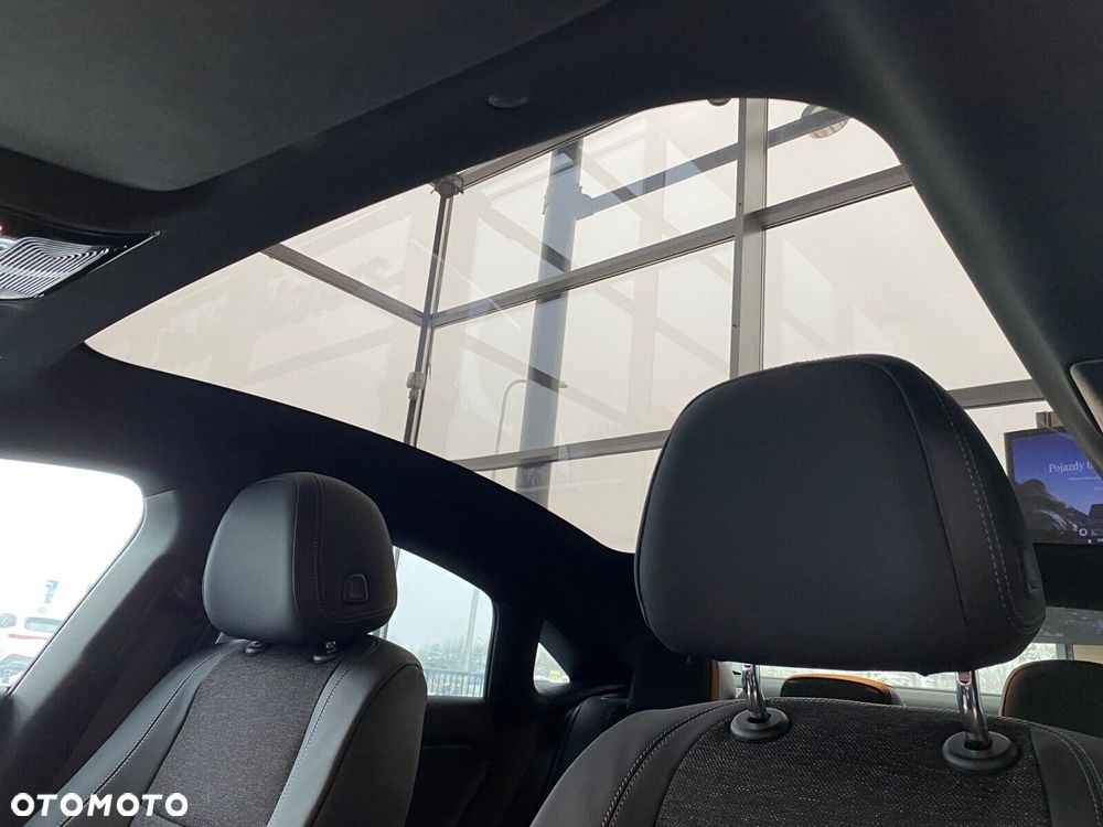 Mercedes-Benz CLA - 11