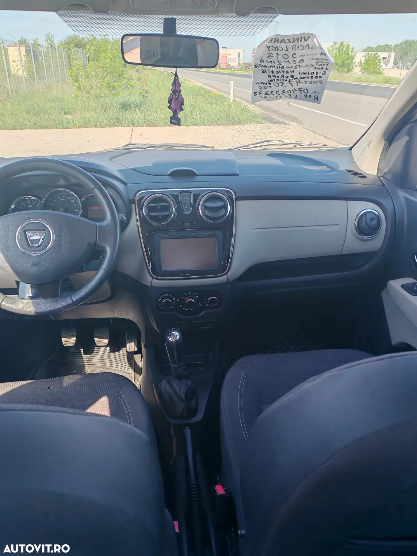 Dacia Lodgy 1.2 TCe 115 CP Laureate - 9