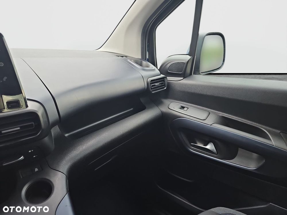 Peugeot Rifter - 27