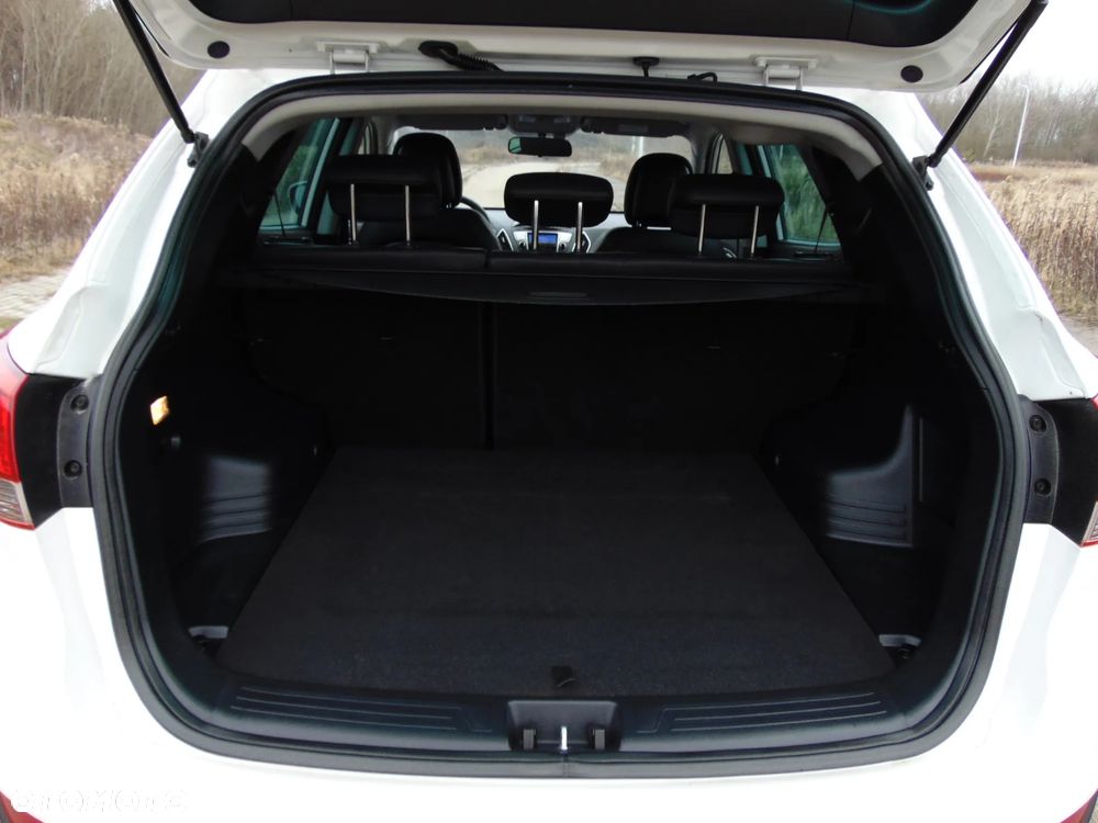 Hyundai ix35 2.0 2WD Style - 16