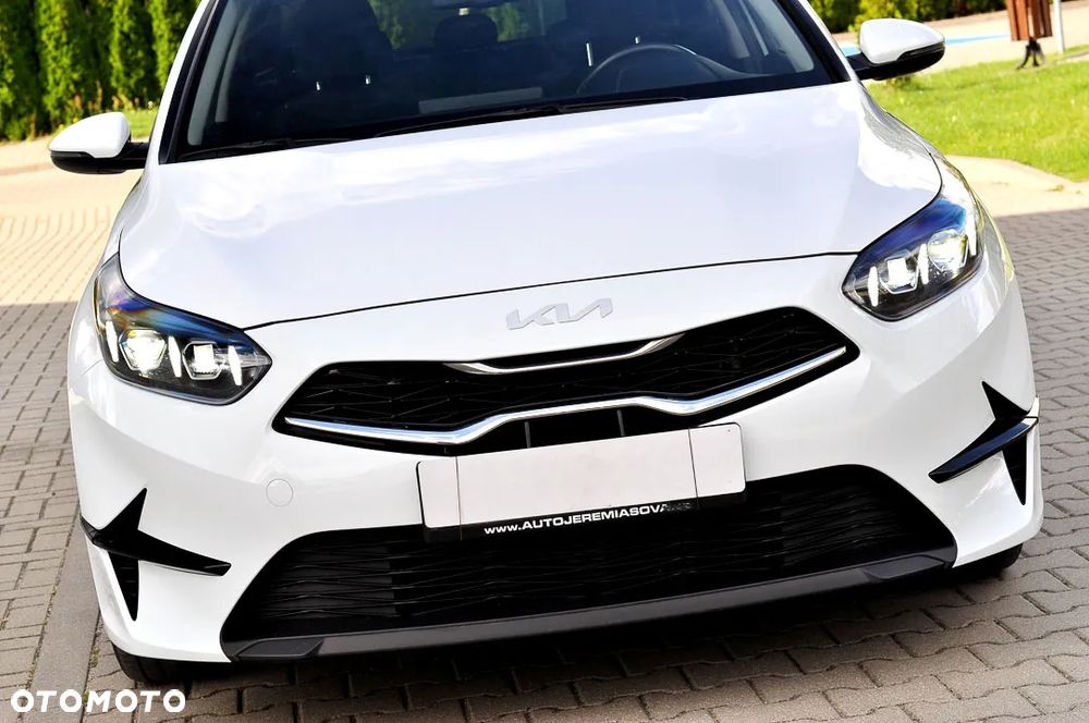 Kia Ceed 1.5 T-GDI Business Line Plus - 4