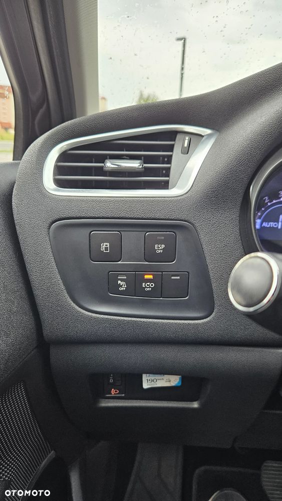 Citroën C4 e-HDi 110 EGS6 Stop/Start System Exclusive - 19