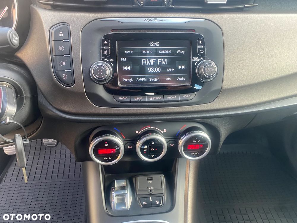 Alfa Romeo Giulietta 2.0 JTDM 16V Veloce - 13