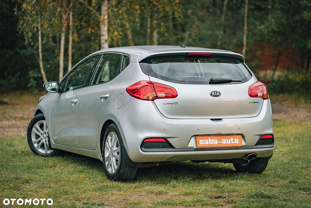 Kia Ceed 1.6 GDI Dream Team Edition - 7