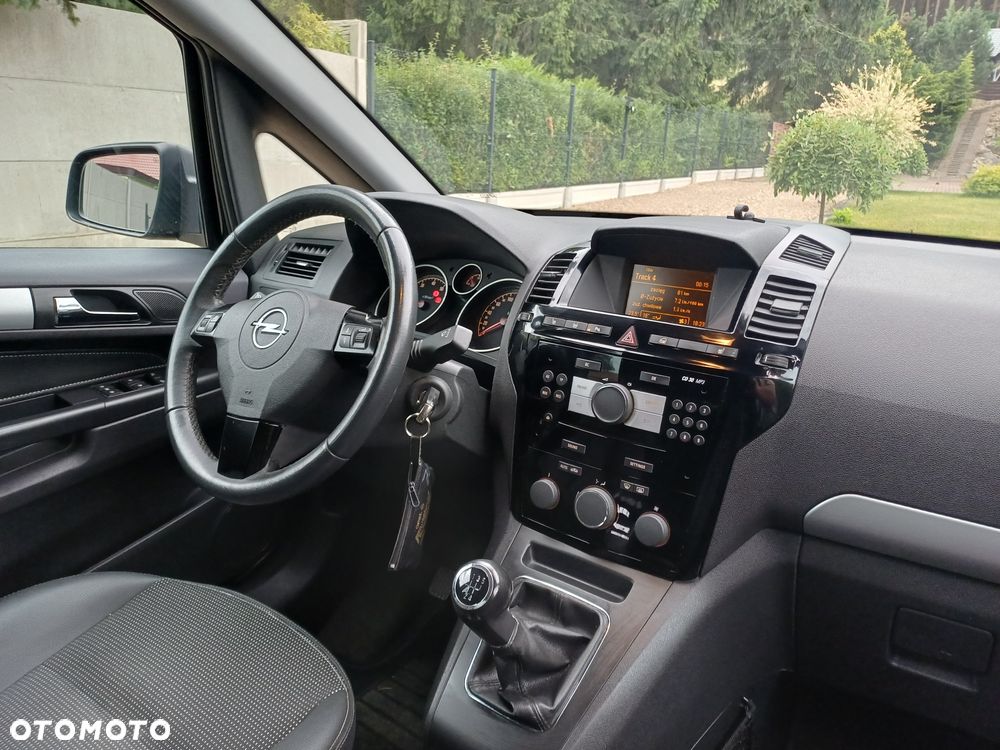 Opel Zafira - 3